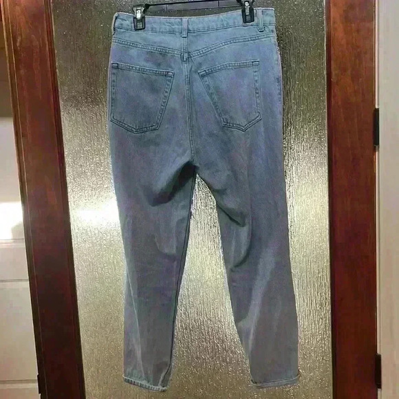 Top Shop Mom Distressed Jeans - Picture 2 of 3